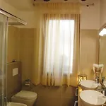 Wallace Luxury Verona