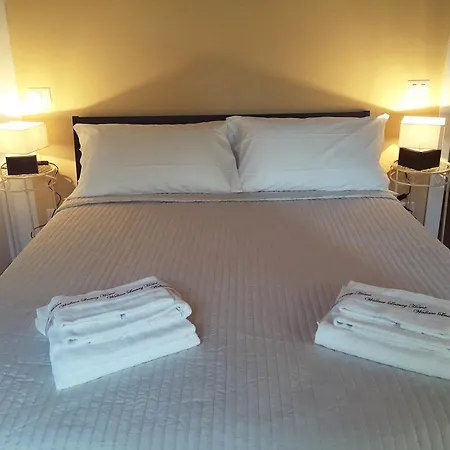 Wallace Luxury * فيرونا